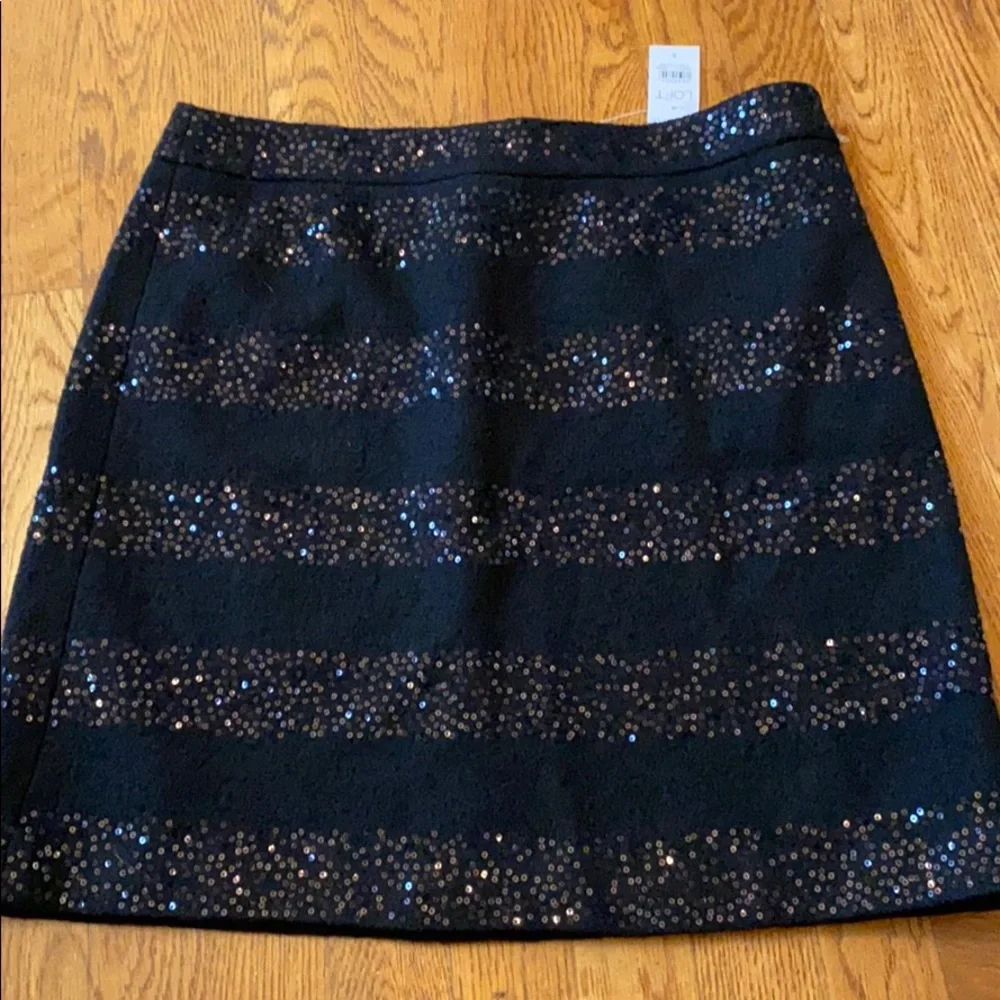 Ann Taylor loft black sequin skirt size 6 NWT - Picture 1 of 5